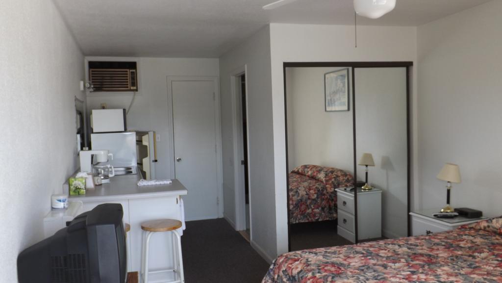 Twin Lakes Inn Bull Shoals Rom bilde