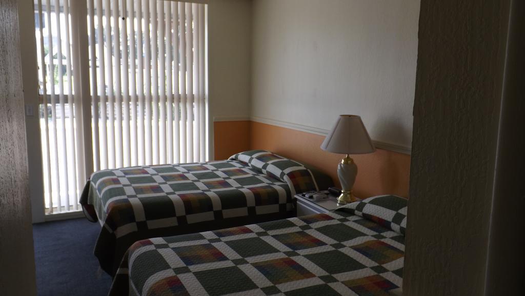 Twin Lakes Inn Bull Shoals Rom bilde