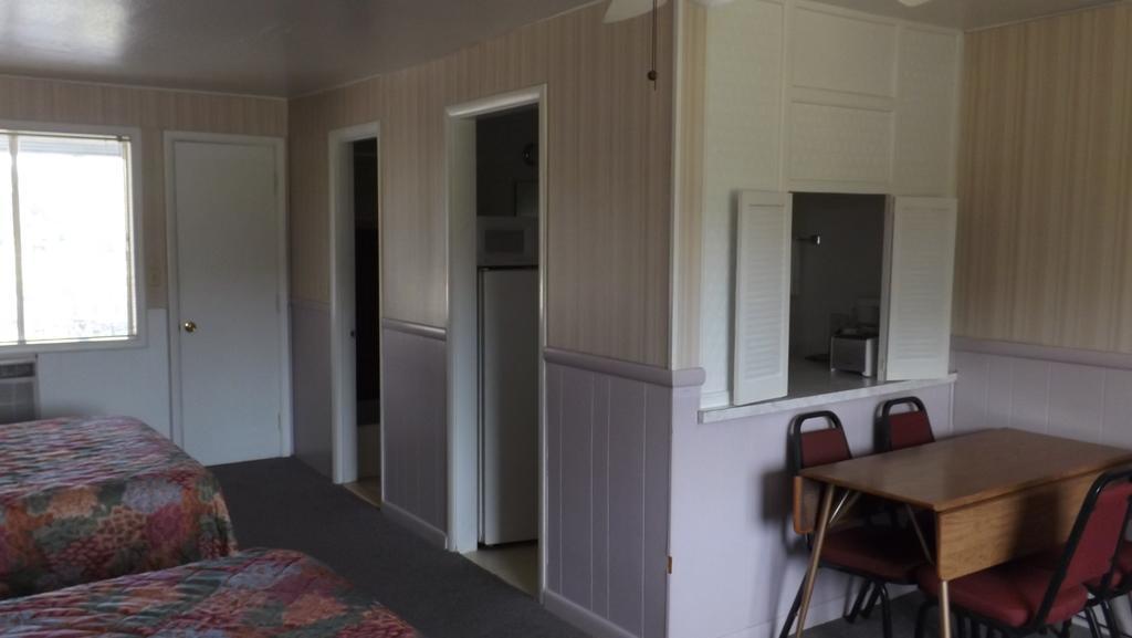 Twin Lakes Inn Bull Shoals Rom bilde
