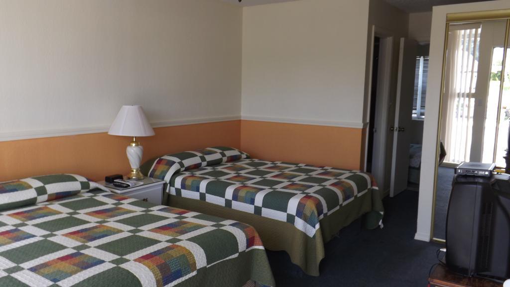 Twin Lakes Inn Bull Shoals Rom bilde